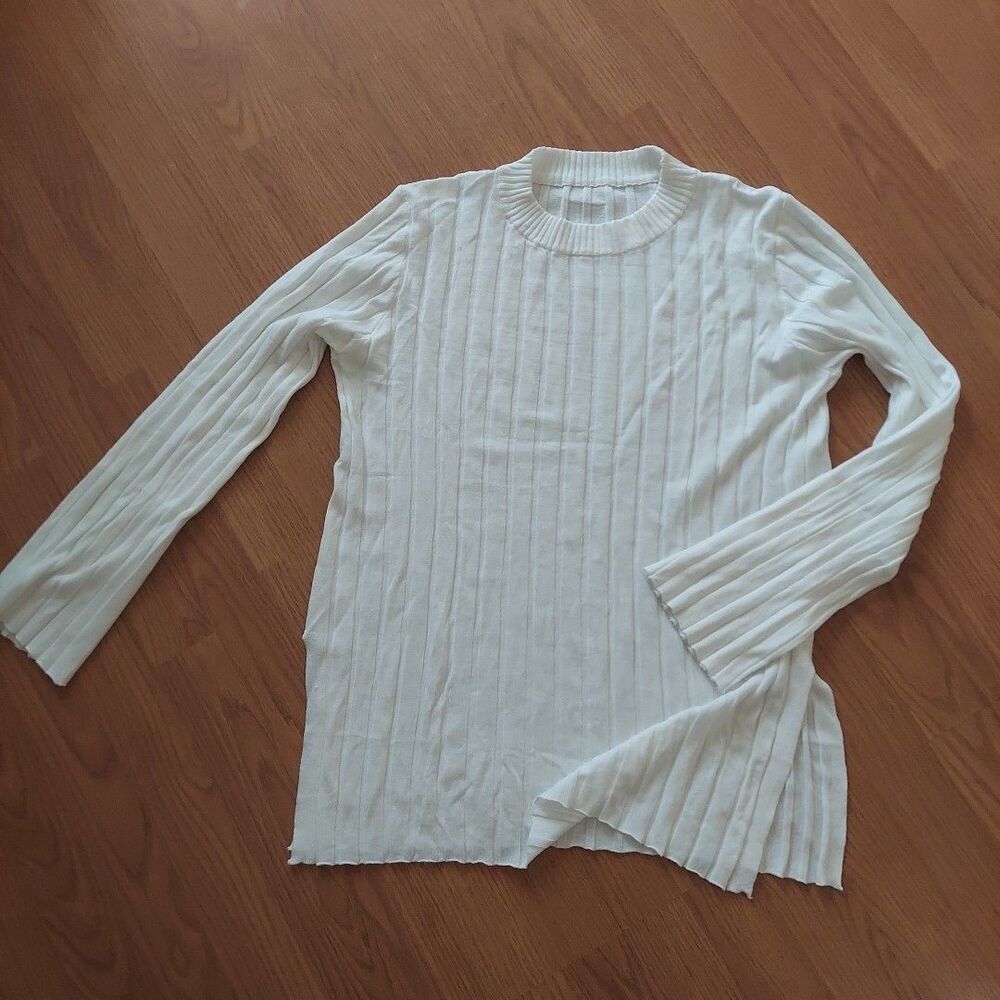 Women's White Ribbed Knit Long Sleeve Top (Estimated) Sz Medium